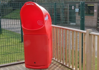 Combo Delta Outdoor Litter Bin in red